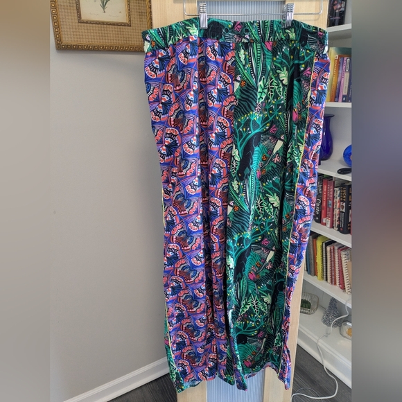 Women's Anthropologie Masha Volnova Pajamas Colorful Vibrant Tropical 2 Piece - Picture 9 of 14